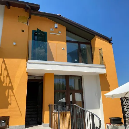 Casa Con Giardino 2 公寓 *
